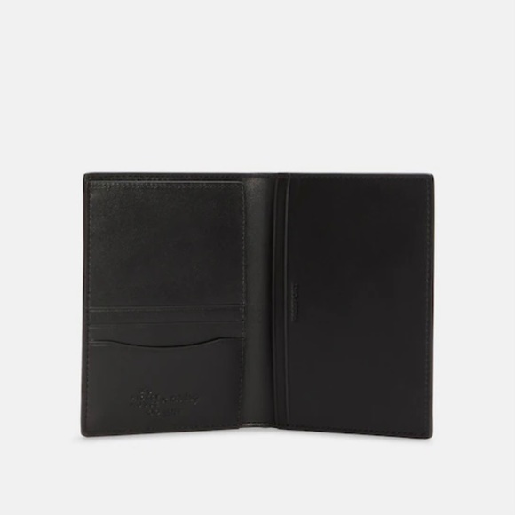 NWT collectible  Coach Disney Mickey MouseX
Keith Haring Passport Case - Picture 3 of 3